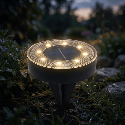 Nomedo Solar Grondlamp brandend bij schemering